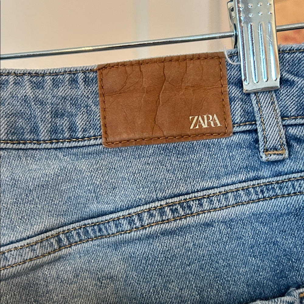 Zara Denim Straight Leg Jeans - Picture 4 of 5